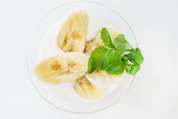 Zdrowe śniadanie z bananem — Zdjęcie stockowe