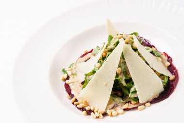 Sağlıklı pancar salatası