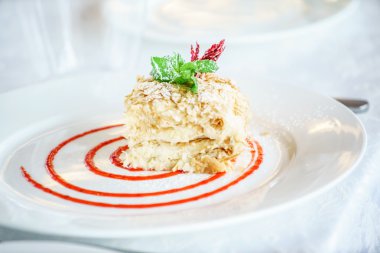 Lezzetli Yılbaşı pastası