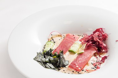 Gurme gıda üzerine plaka