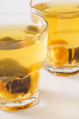 Kurutulmuş meyve kompostosu