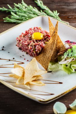 Tartar ekmek tost ile