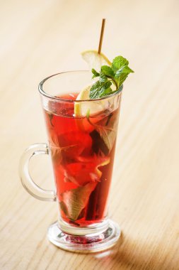 Lezzetli bir kokteyl.