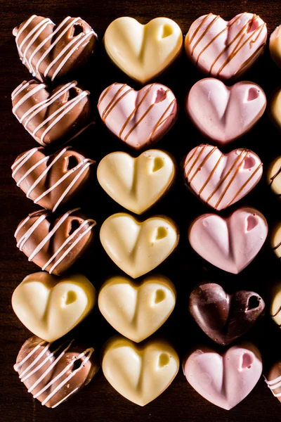 San Valentín Chocolates en negro —  Fotos de Stock