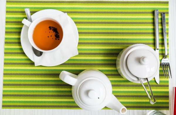 Hora do chá em listrado verde — Fotografia de Stock