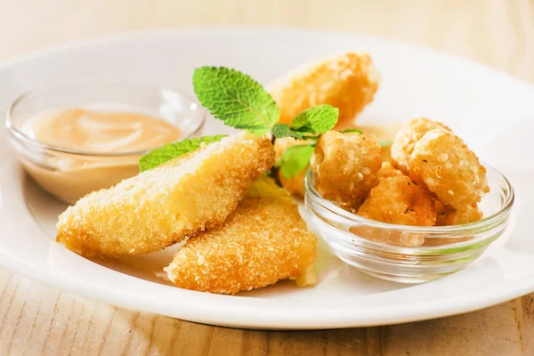 Fried mozzarella on plate — Stock Photo, Image