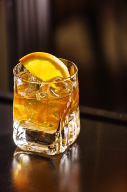 Alkollü kokteyl cam