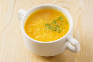 Tavuk çorbası plaka