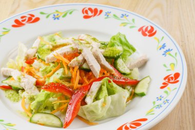 Taze jambon salatası