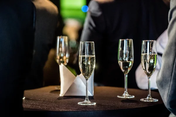 Copos de champanhe no banquete — Fotografia de Stock