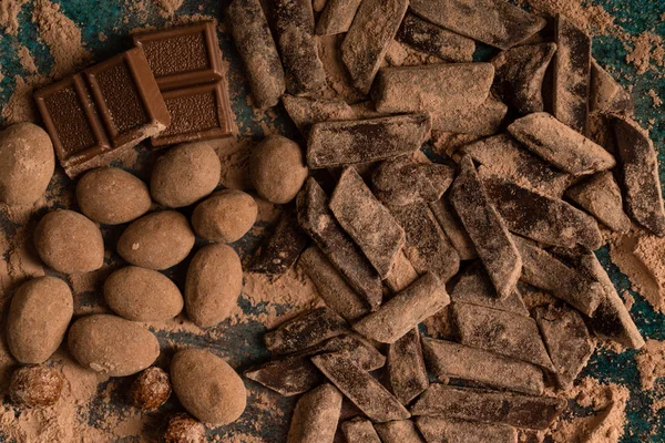 Dulces de chocolate sabrosos —  Fotos de Stock
