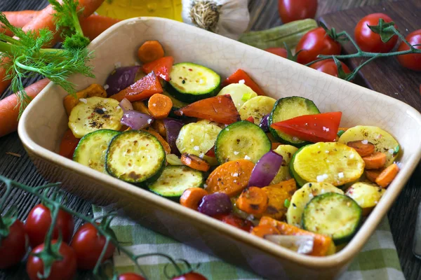 Légumes rôtis à l'huile d'olive — Photo