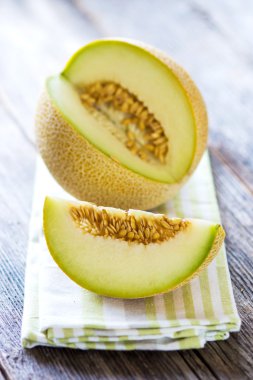 taze dilimlenmiş kavun 