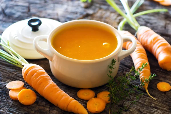 Creamy smooth carrot soup — Stock Photo, Image