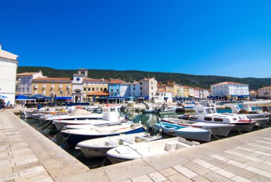 güzel beyaz tekneler