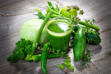 sağlıklı yeşil suyu