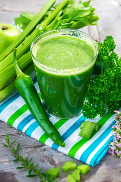 Jugo verde saludable — Foto de Stock