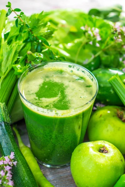 健康绿色果汁 — 图库照片