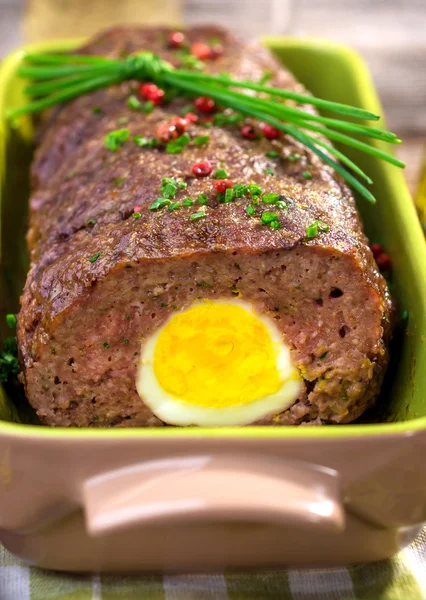 Meatloaf with boiled eggs — Stock Photo, Image