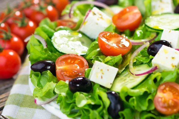 Greek vegetable salad with feta cheese — Stock Photo, Image
