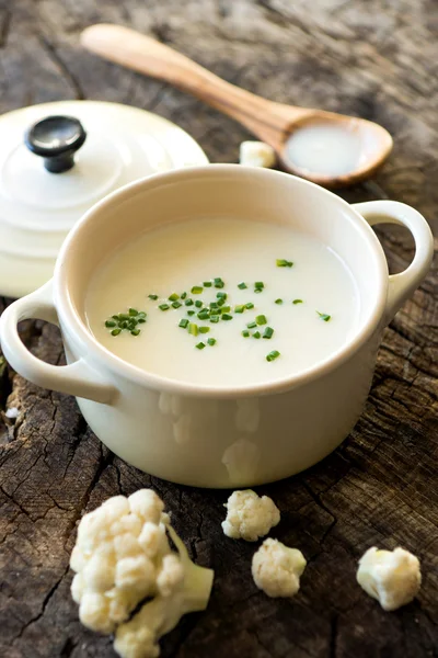 Creamy cauliflower soup — Stock Photo, Image