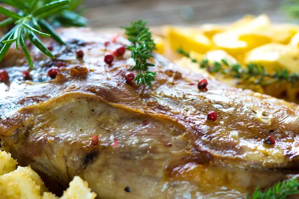 Roasted lamb leg — Stock Photo, Image