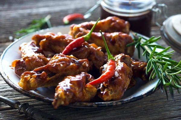 Alitas de pollo asadas — Foto de Stock