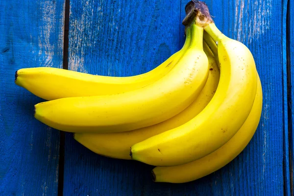 Čerstvé celé banány — Stock fotografie