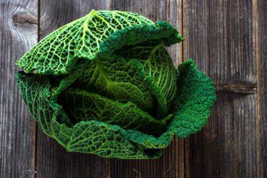 Bütün savoy lahana