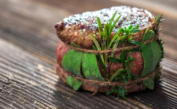 Grilovaný hovězí steak — Stock fotografie