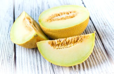 taze dilimlenmiş kavun