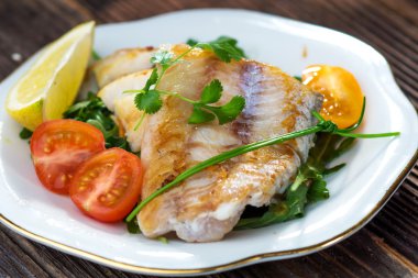 Kavrulmuş balık fileto