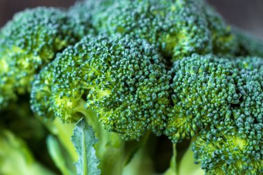 taze organik brokoli