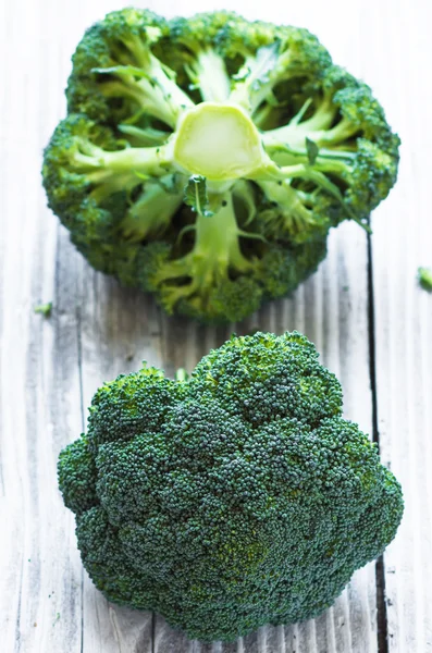 Čerstvé organické brokolice — Stock fotografie