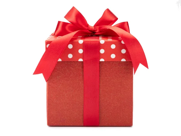 Röda Prickar Presentförpackning Med Rosett Isolerad Vit — Stockfoto