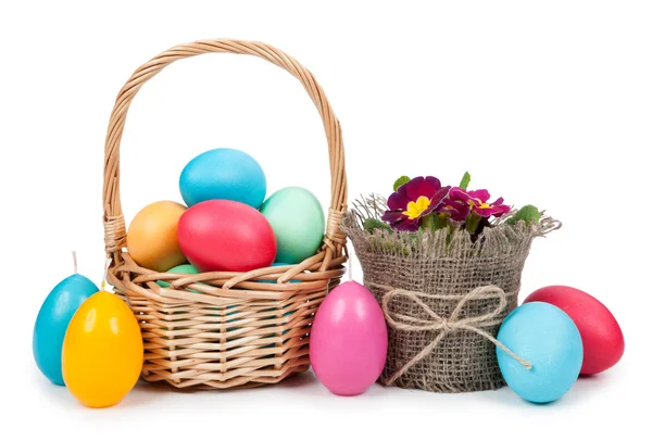 Jaja i kwiaty wielkanocne — Zdjęcie stockowe