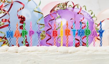 Mutlu yıllar mumlar.