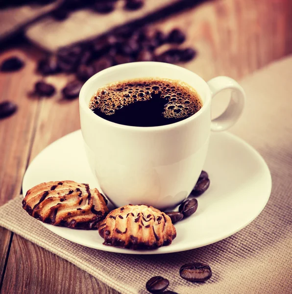 Kopje koffie en koekjes — Stockfoto