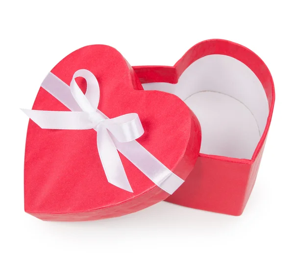 Caja de regalo en forma de corazón con arco — Foto de Stock