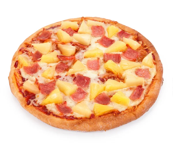 Hawaiian Pizza geïsoleerd op een witte achtergrond Rechtenvrije Stockafbeeldingen