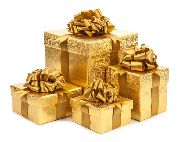 Caixas de presente de cor dourada isoladas em fundo branco — Fotografia de Stock