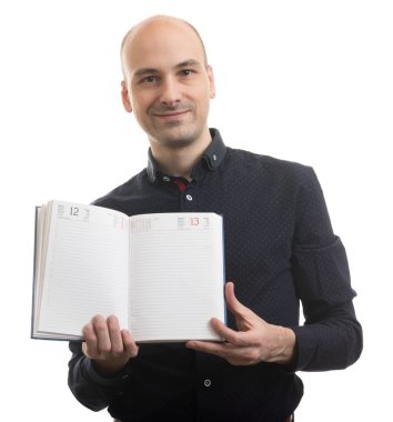 kel adam boş günlüğü gösterir