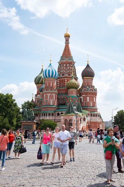 Moskva, Rusko - 24 červen 2016: Saint Basil's Cathedral — Stock fotografie