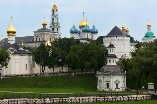 SERGIEV POSAD, RUSSIA - JULY, 28, 2016: The Holy Trinity-St. Ser — Stock Photo, Image