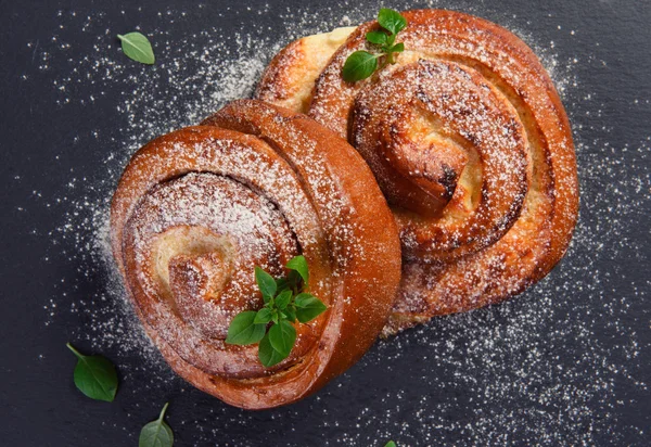 Buns with cottage cheese — Stock Photo, Image