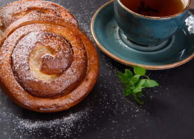 süzme peynir ile buns