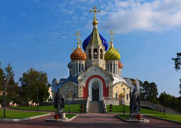 MOSCÚ, RUSIA - 12 DE SEPTIEMBRE DE 2016: Iglesia de los Transfigurati — Foto de Stock