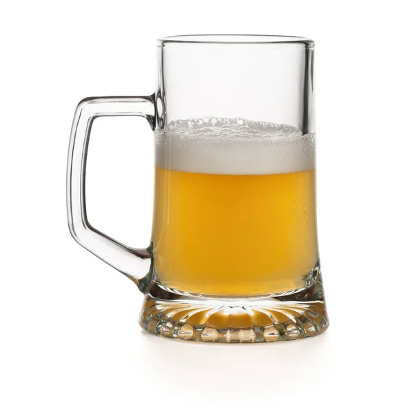 Μισοάδειο Ποτήρι Μιας Ελαφριάς Μπύρας Lager Που Απομονώνεται Λευκό Φόντο — Φωτογραφία Αρχείου