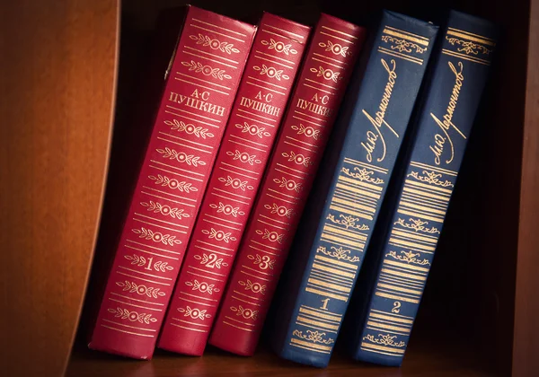 Vintage old books on wooden table — Stock Photo, Image