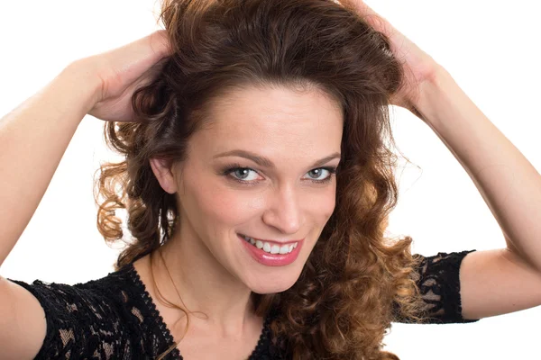 Amistoso retrato de mujer joven sonriente — Foto de Stock